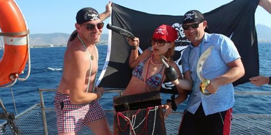 Side Pirate Boat Trip